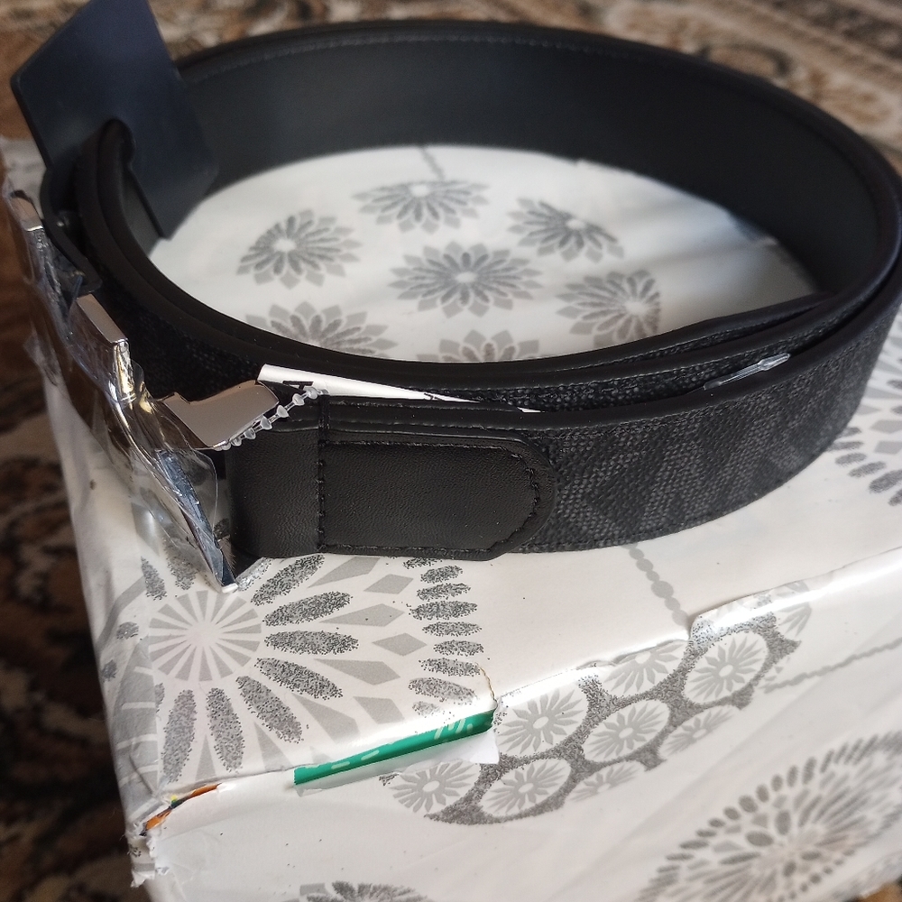 Michael kors men's MK logo printed belts - Picture 4 of 9